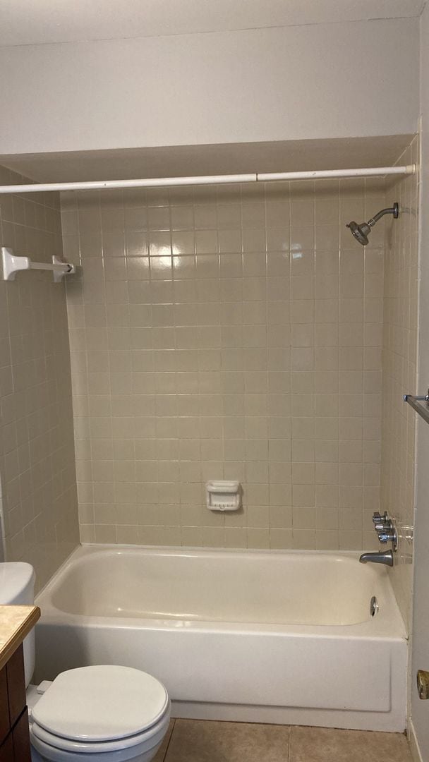 Building Photo - One Bedroom Rental in South Tampa!
