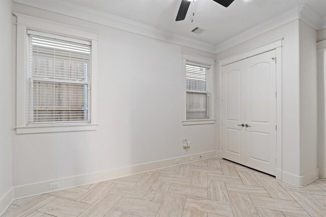 Building Photo - 407 Fowler St