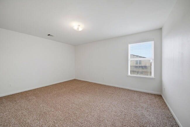 Building Photo - 2006 Quiet Palm Ln