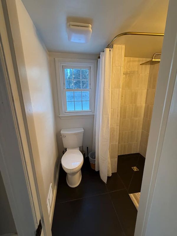 Building Photo - 135 Winthrop Ave