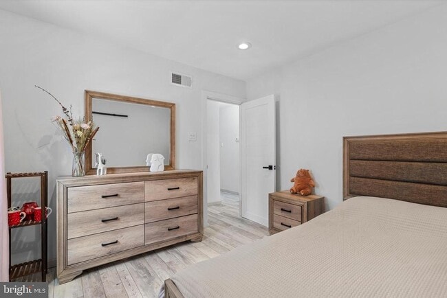 Building Photo - 838 Hendrix St