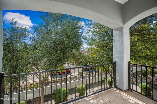 Building Photo - 4608 W Maryland Ave