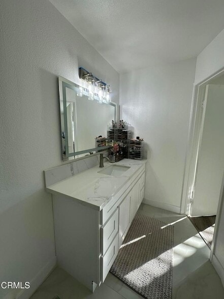 Building Photo - 1521 N H St