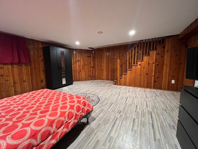 Living Space - 1532 Winford Rd