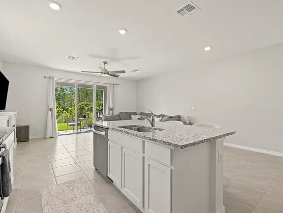Building Photo - BEAUTIFUL Town Home For Rent in Angeline!