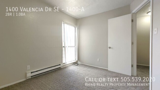 Building Photo - 1400 Valencia Dr SE
