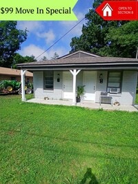 Building Photo - Delightful 2 bedroom 1 bath duplex - Open To Section 8 - $99 Move In Specail
