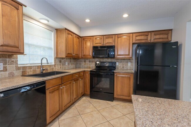 Building Photo - 66 Westminster Dr