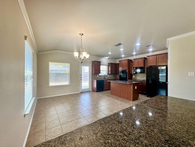 Building Photo - 9917 Desperado Dr