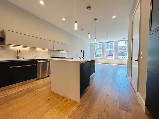 Building Photo - 27 N 2nd St