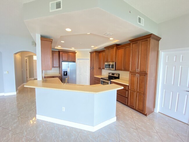 Building Photo - Minutemen