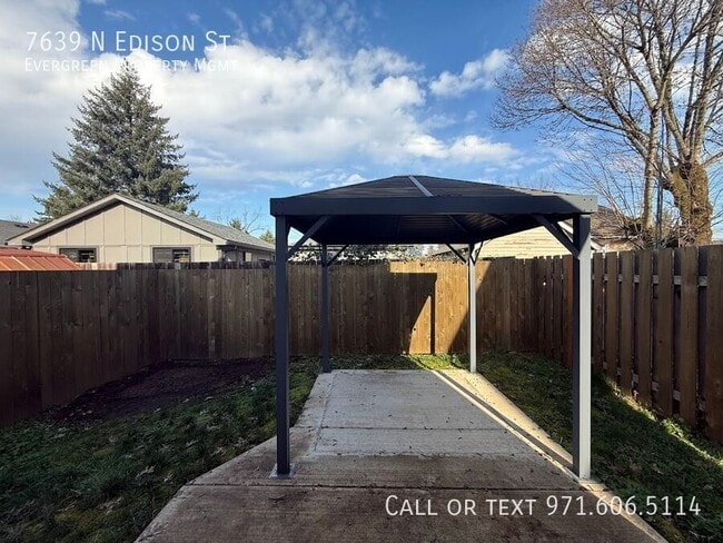 Building Photo - 7639 N Edison St