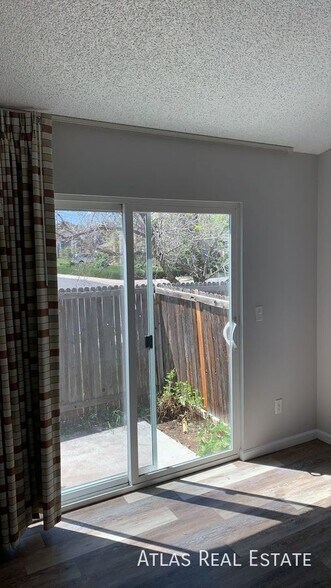 Building Photo - 851 S Uravan Ct
