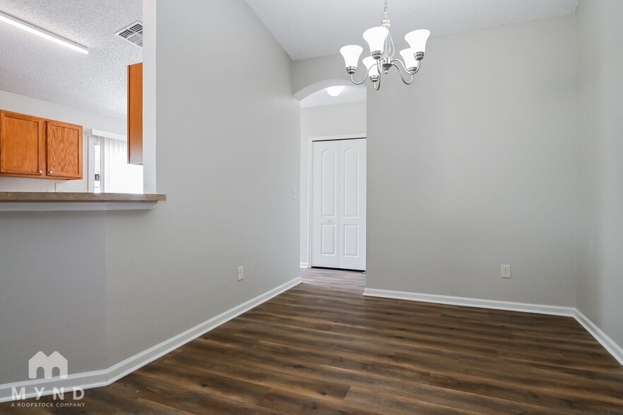 Building Photo - 836 Bonaparte Landing Ct