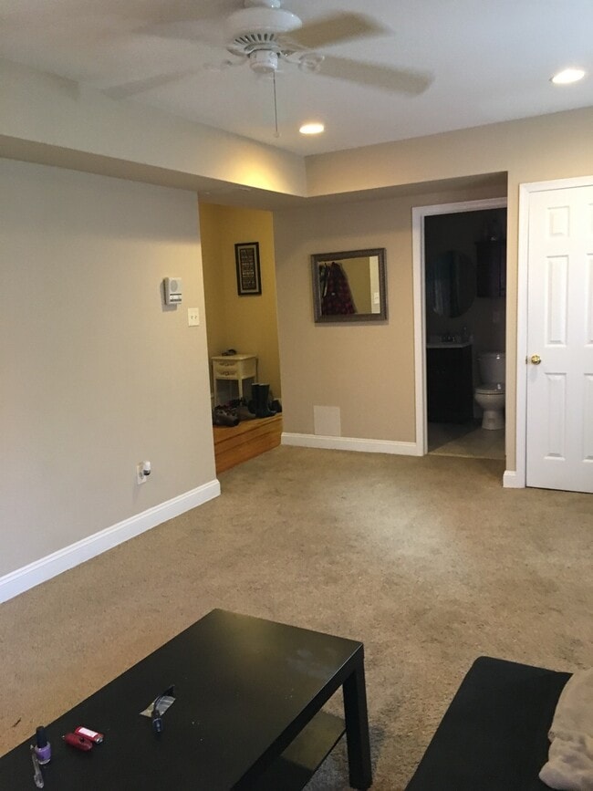 Building Photo - 813 Greenwood Ave