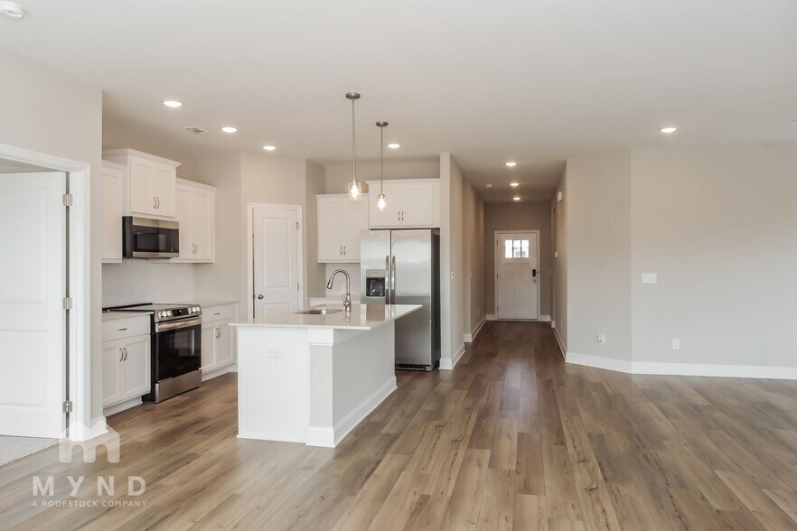 Building Photo - 229 Jerrie Lynn Blvd