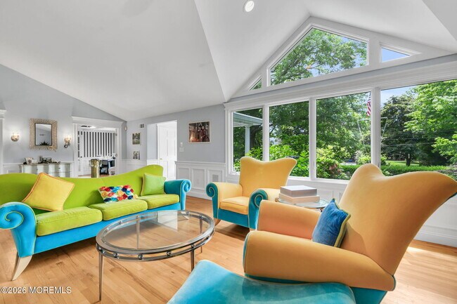 Building Photo - 16 Bingham Hill Cir