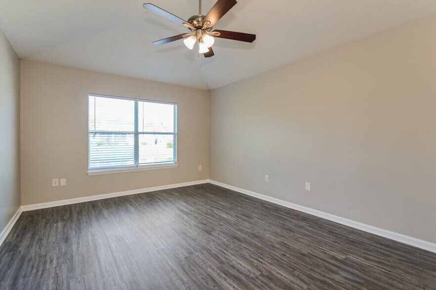 Building Photo - 12552 Big Gum Dr