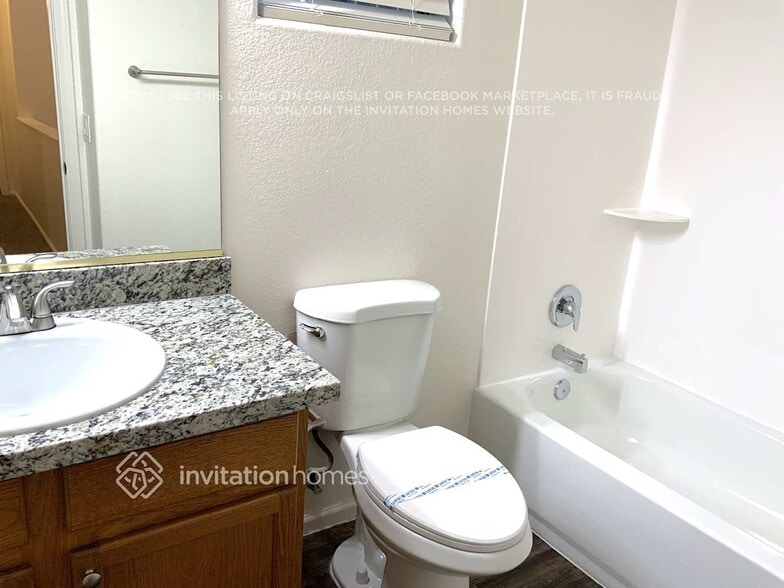 Building Photo - 2315 W Running Deer Trl