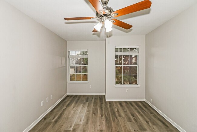 Building Photo - 7818 Yaupon Ranch Ct