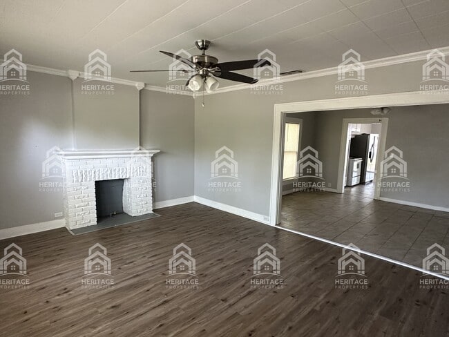 Building Photo - 2912 Ave L