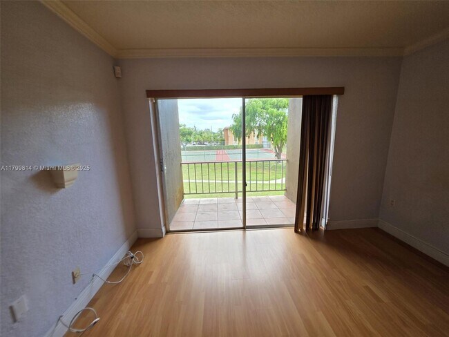 Building Photo - 9437 SW 76th St