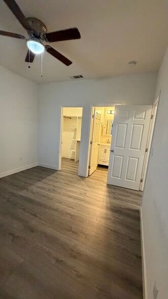 Building Photo - 6512 Manassero Way