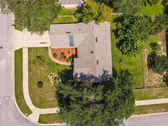 Building Photo - 818 Cherry Laurel St