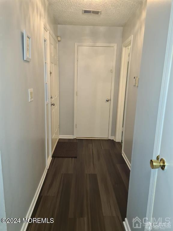 Building Photo - 36 Upperbrook Ct