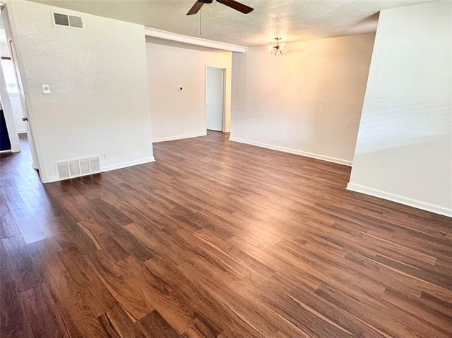 Building Photo - 7605 Deaver Dr