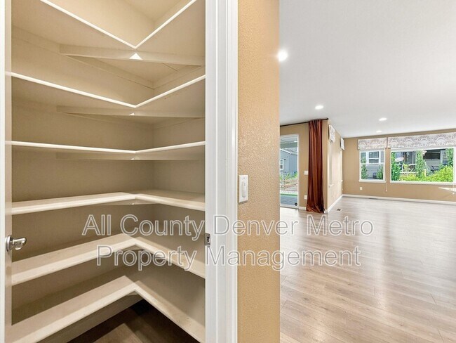 Building Photo - 9395 Antero St