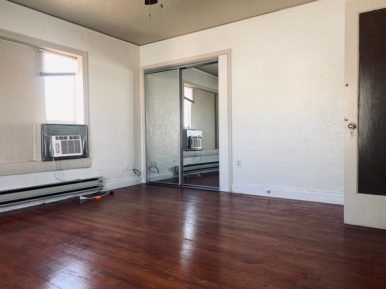 Building Photo - 2609 NW 12th St