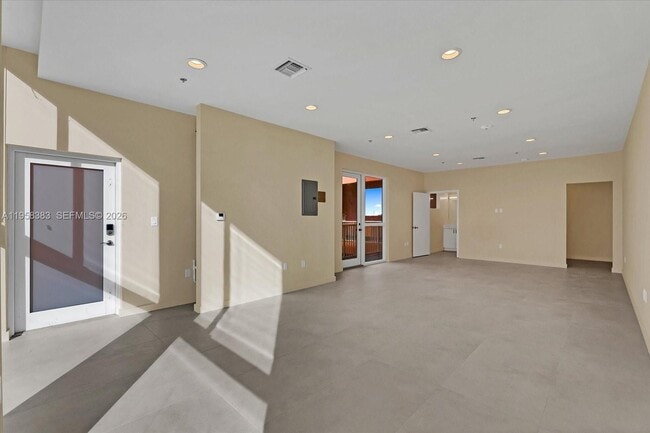 Building Photo - 123 NW 14th St