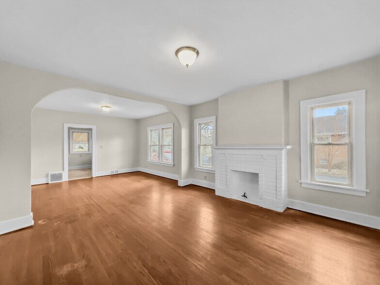 Building Photo - 3928 Upton Ave