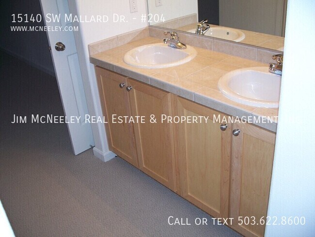 Building Photo - 15140 SW Mallard Dr