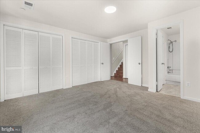 Building Photo - 9713 Hellingly Pl
