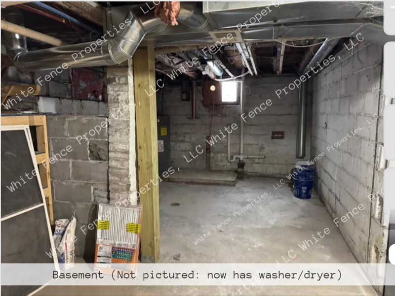 Building Photo - 247 Strong Ave