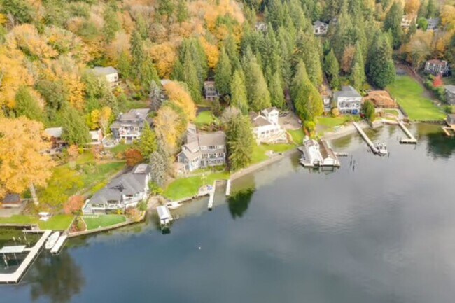 Building Photo - 3Bd/3.5Ba Kirkland Home