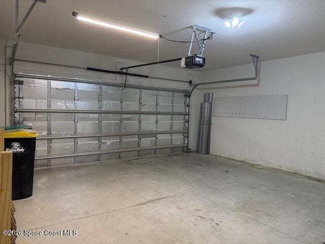 Building Photo - 239 Guinevere Dr SW