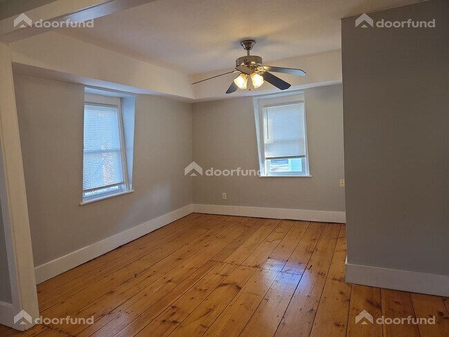 Building Photo - 17 Wachusett St