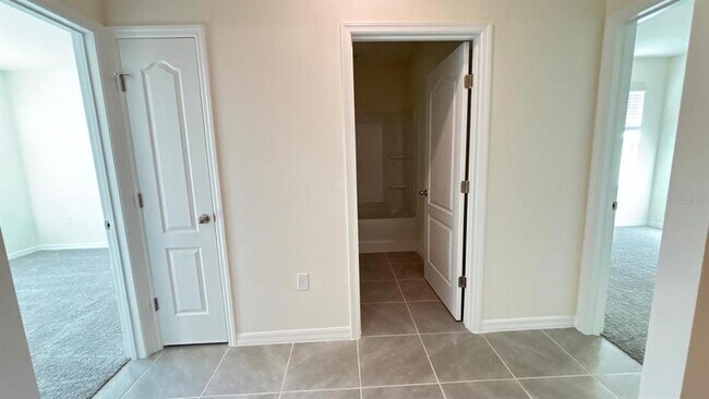 Building Photo - 914 Princess Sabal Pt