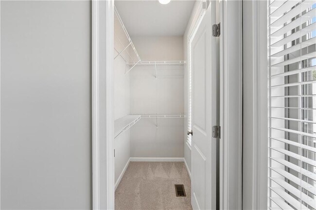 Building Photo - 857 Constellation Dr