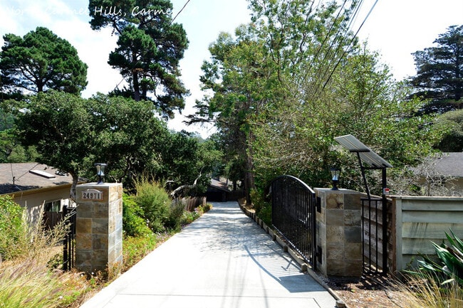 Building Photo - 24971 N Carmel Hills Dr