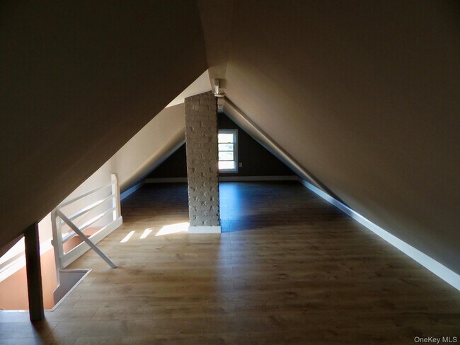 Building Photo - 146 Summerfield St