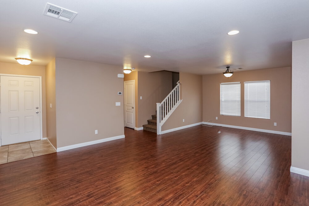 Building Photo - 9434 W Blooming Grove Ave