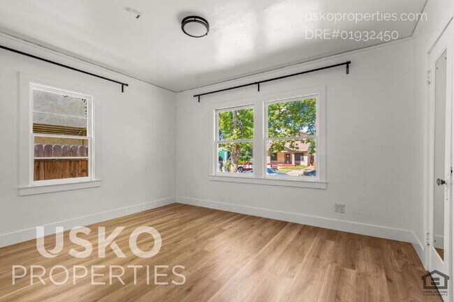 Building Photo - "Charming 4-Bed Retreat in the Heart of Sacramento - 1407 Sq Ft of Comfort!"