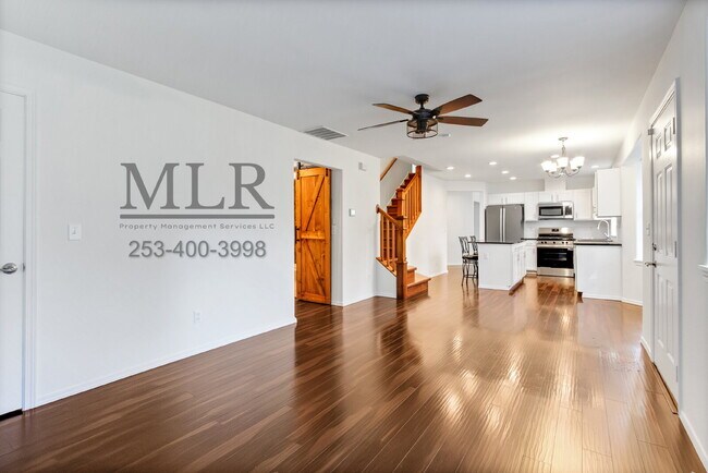 Building Photo - Half-Acre Corner Lot with Hot Tub, Deck, a...