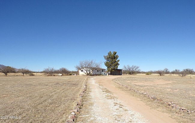 Building Photo - 8327 E Chukar Valley Dr