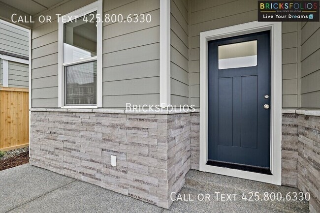Building Photo - 5035 86th Ave NE