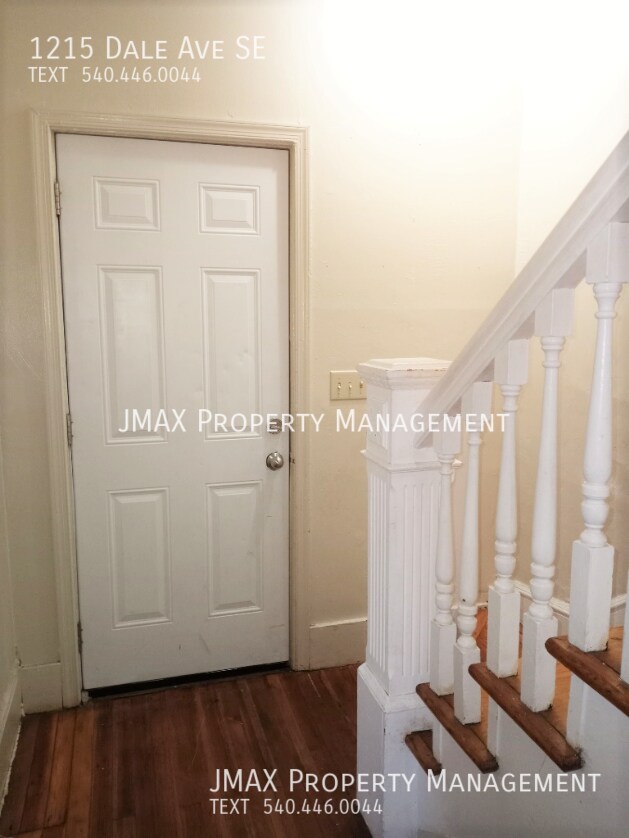 This property has a no security deposit op... 1215 Dale Ave SE